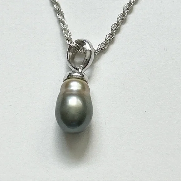 Platinum Gray Baroque Pearl Sterling Silver Necklace - Picture 4 of 9